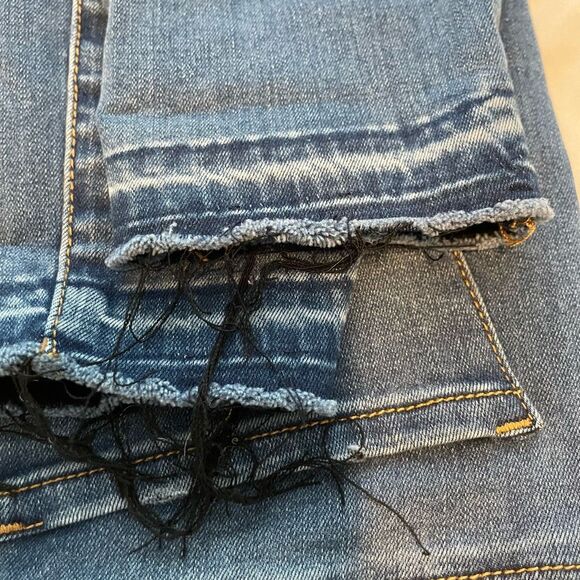 Articles of Society Sarah Skinny Jeans Blue Med Wash Distressed Denim 5-Pocket 2 - Picture 11 of 11